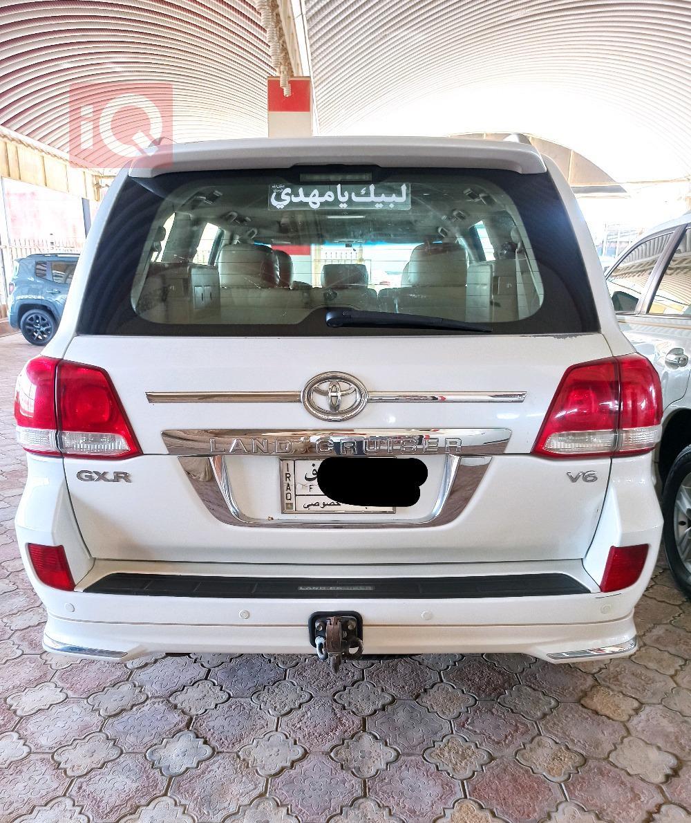تويوتا لاندكروزر
